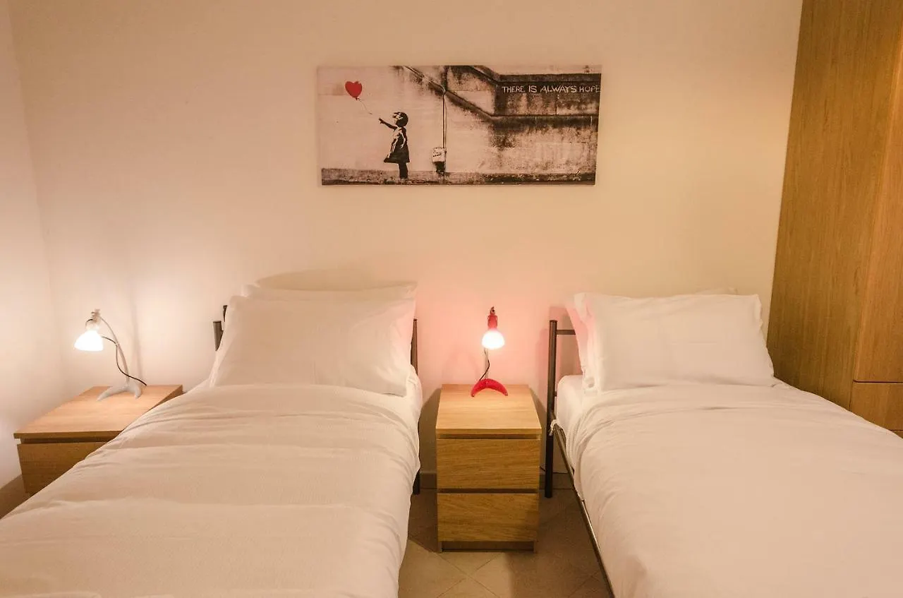 Appartamento Schiavonia, Comfort In Centro Storico 博洛尼亚 0*,  意大利
