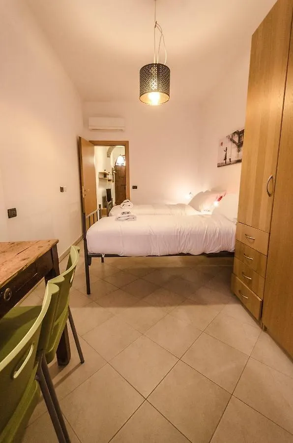 Appartamento Schiavonia, Comfort In Centro Storico Bologna Apartman